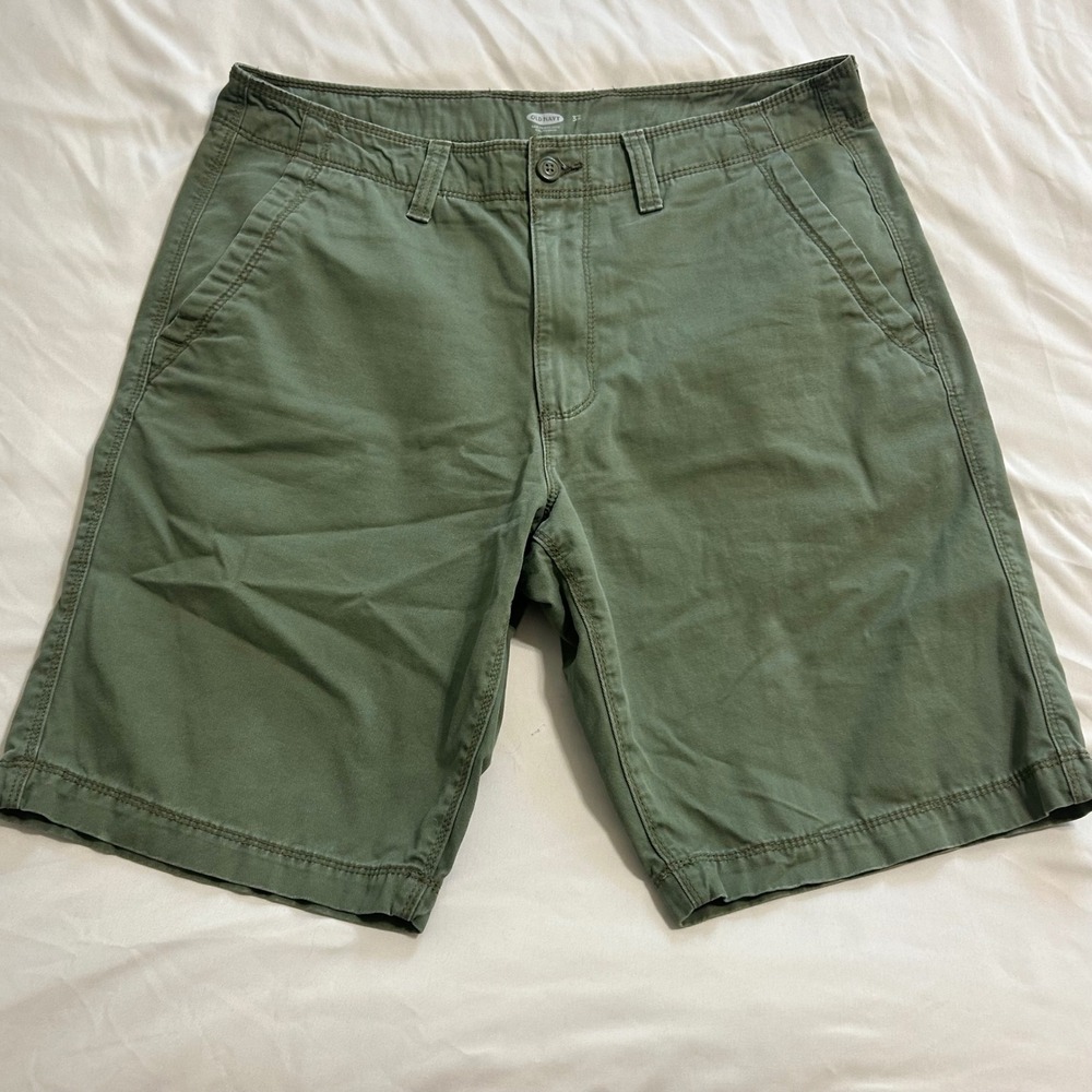 Old Navy Mens 32 Olive Green Chino Shorts Cotton Twill Flat Front Casual